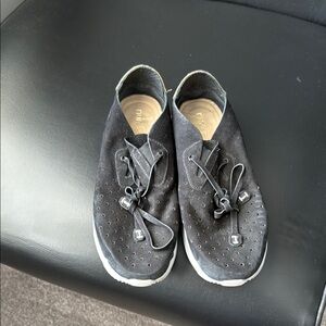 Nurture by Lamaze Black Perforated Casual Shoes